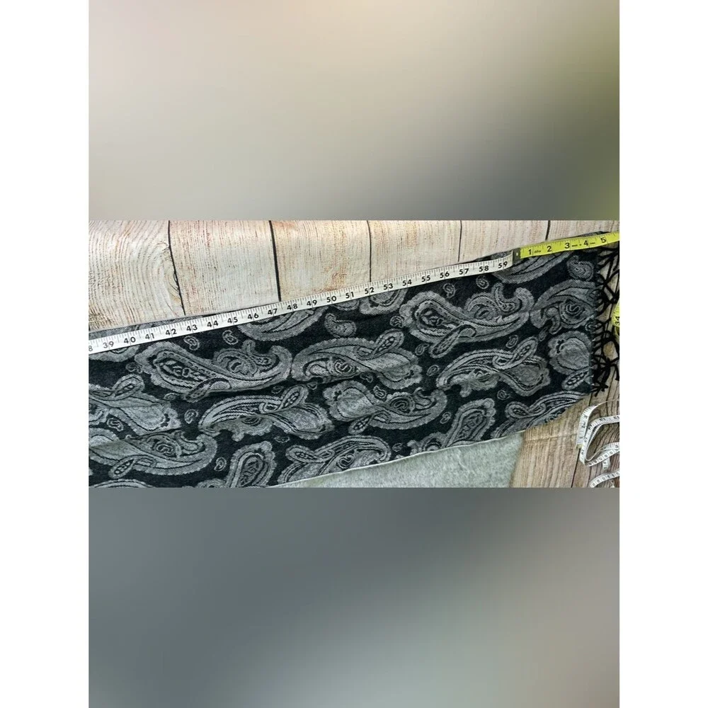 Black & Gray 100% Cashmere Paisley Fringe Scarf